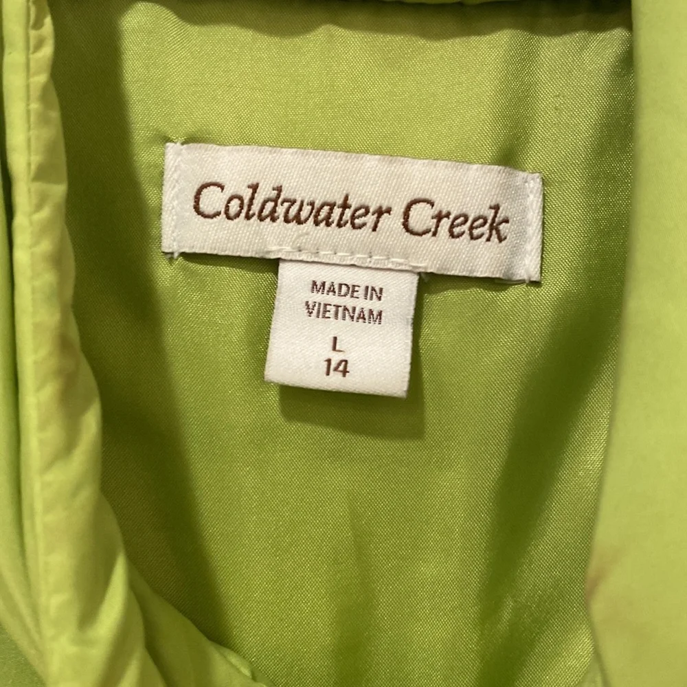 Light weight quilted vest - Picture 4 of 7